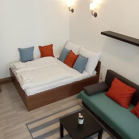 Osvat Apartments بودابست المظهر الخارجي الصورة